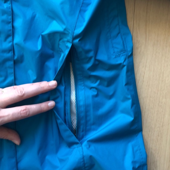 Marmot raincoat shell - Picture 4 of 7